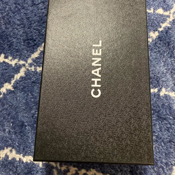 Authentic Chanel Shoe Box - Picture 2 of 8